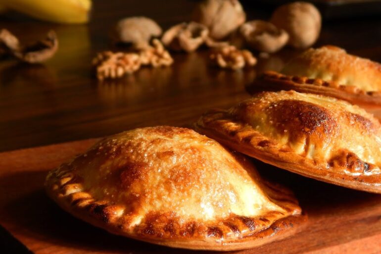 empanaditas banana dulce de leche