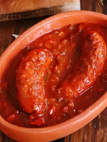chorizo a la pomarola