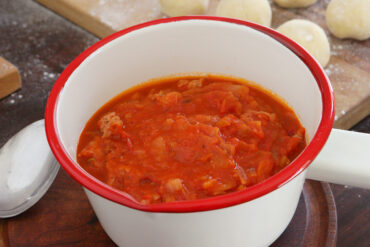 salsa salchicha italia tomate receta