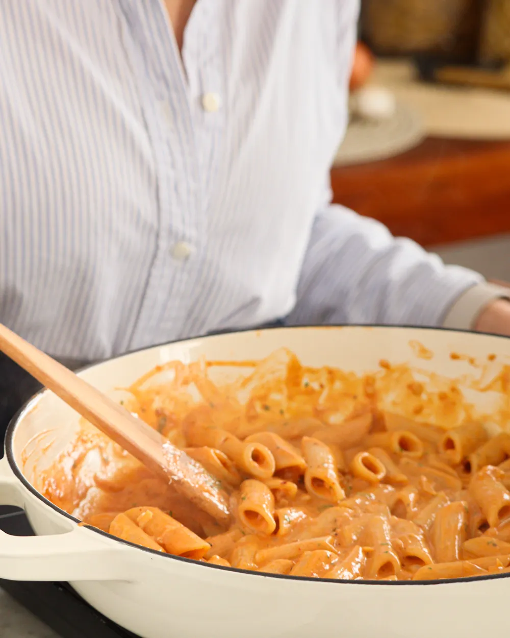 pasta con salsa de tomate crema y vodka