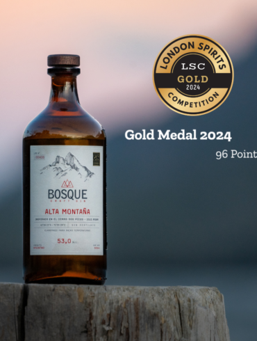 bosque craft gin alta montaña premiado por london spirit competition 2024