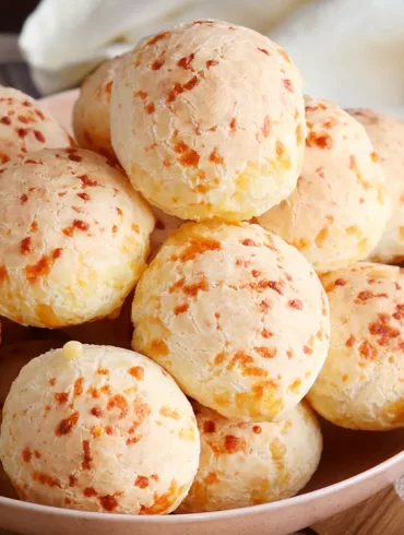 pao de queijo brasilero