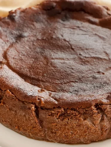 tarta de queso vasca de chocolate