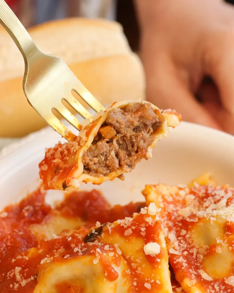 ravioles rellenos de osobuco desmechado