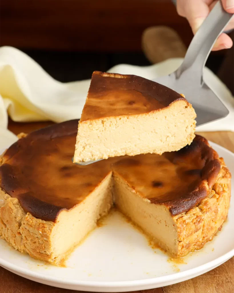 tarta de queso vasca de dulce de leche