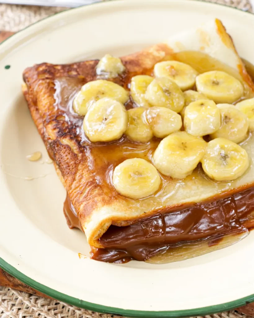 panqueques con dulce de leche y banana