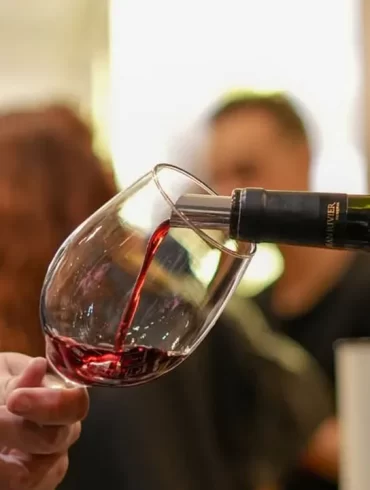 la feria del mercado vino y gastronomia