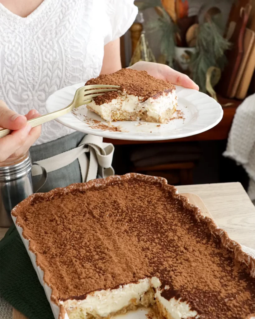 postre navideño tiramisu con pan dulce
