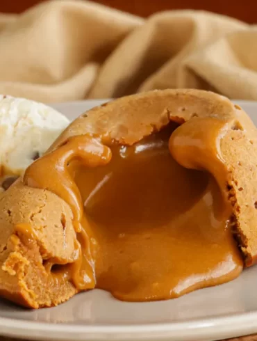 volcan de dulce de leche con helado