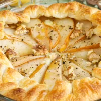 tarta de queso azul y pera
