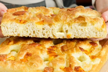 focaccia 4 quesos sin amasar